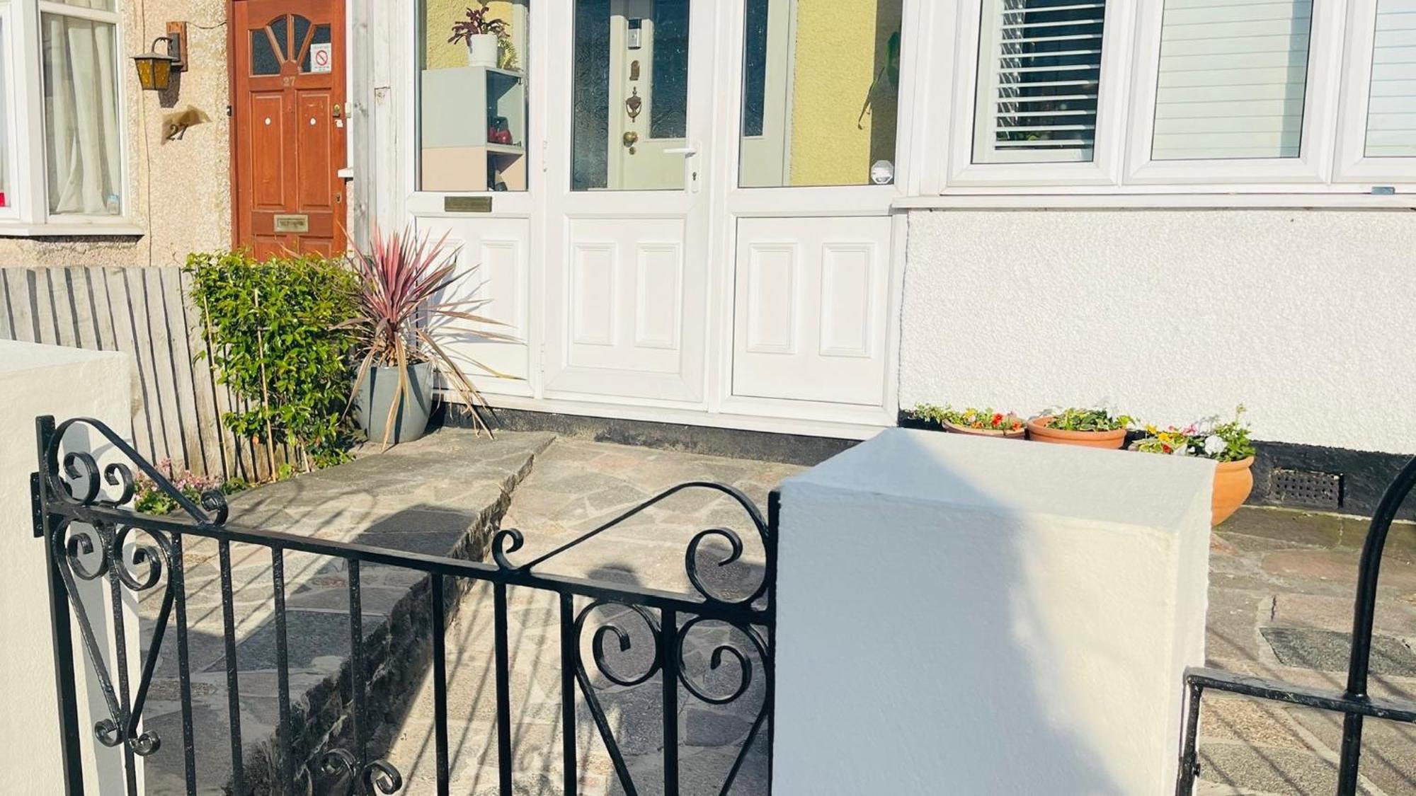 Spacious Double Room With Private Bathroom In Quiet Area Only 20 Min To Central London Streatham Vale Экстерьер фото